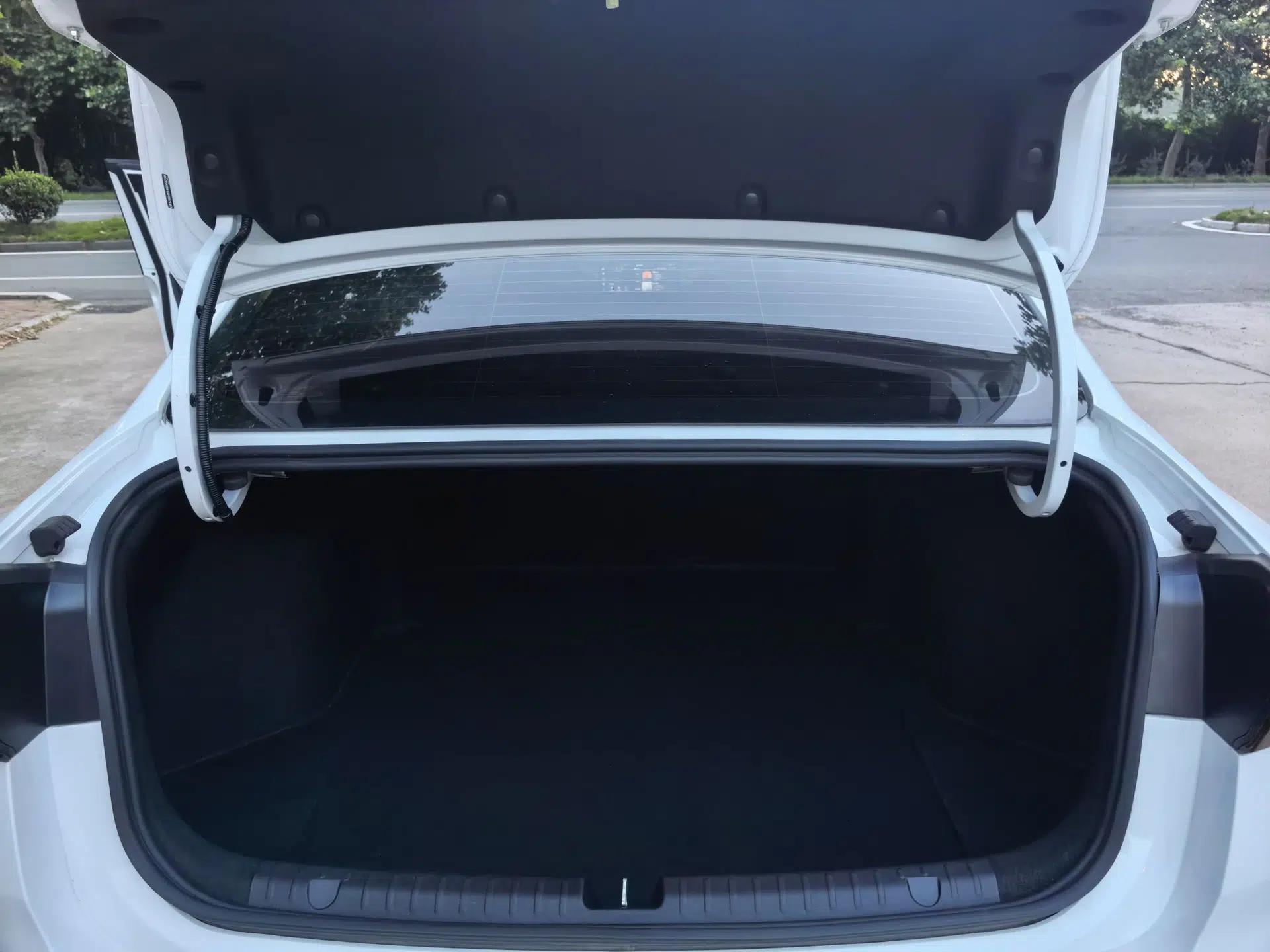 Geely Auto Emgrand 2023 4th Generation Champion Edition 1.5L Manual Luxury Model — миниатюра 27