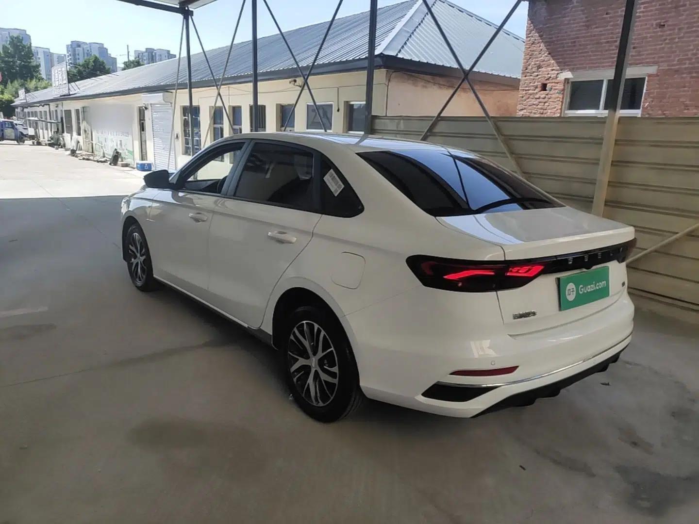 Geely Auto Emgrand 2023 4th Generation Champion Edition 1.5L Manual Luxury Model — миниатюра 4