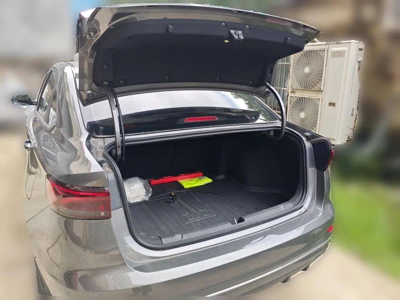 Geely Auto Emgrand 2023 4th Generation Champion Edition 1.5L CVT Luxury Model — миниатюра 19
