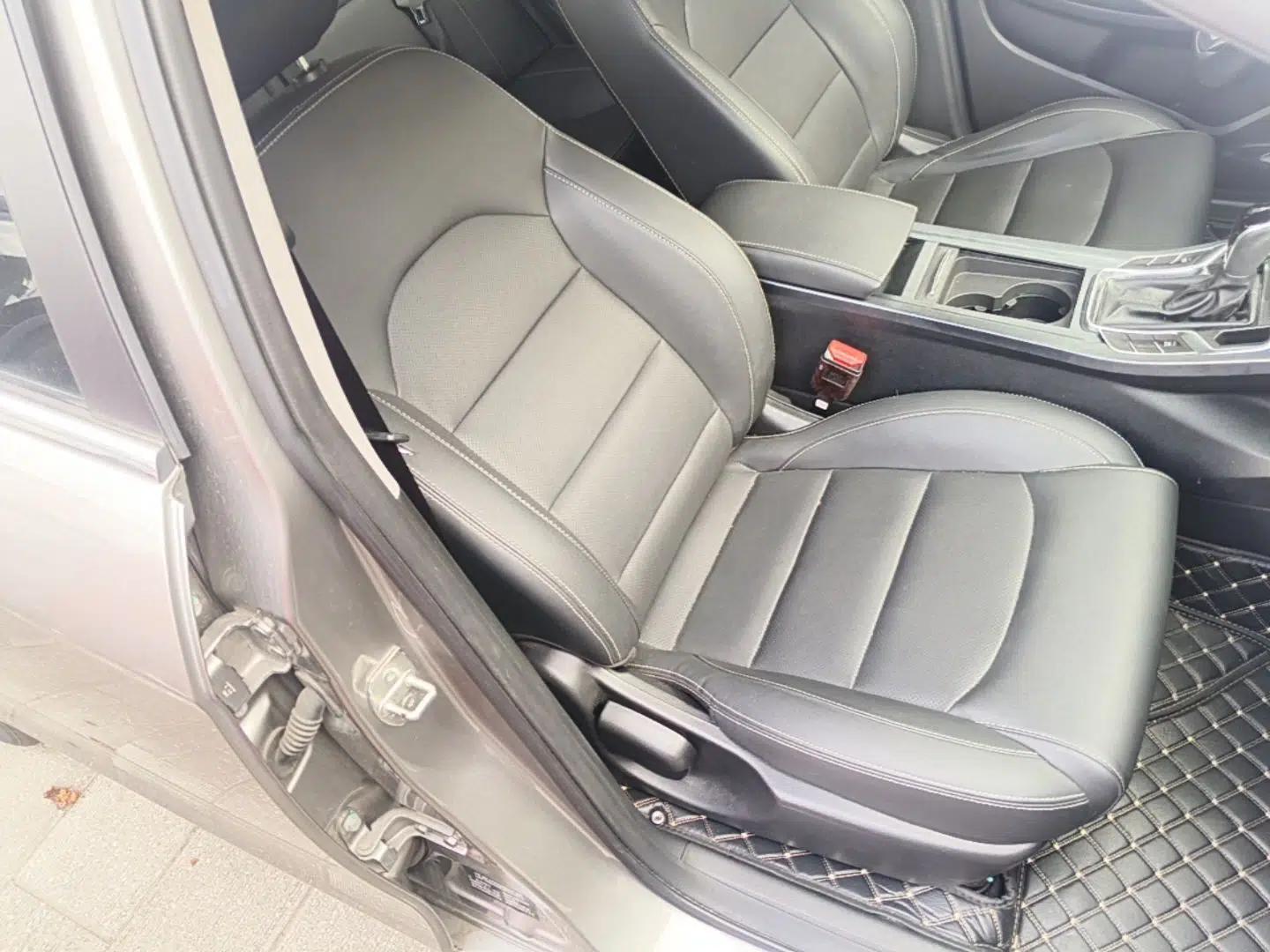 Geely Auto Emgrand 2020 1.5L CVT Upward Version — миниатюра 19