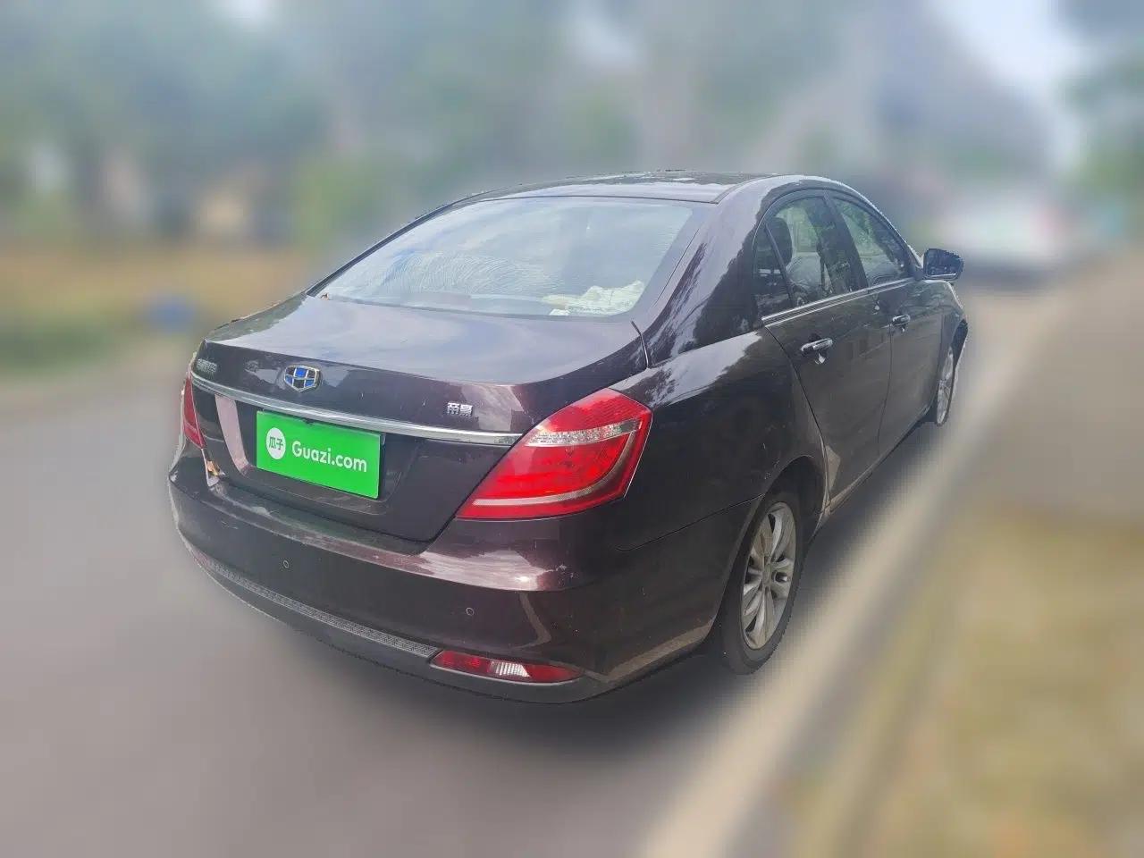 Geely Auto Emgrand 2016 Sedan 1.5L Manual Upward Edition — миниатюра 6