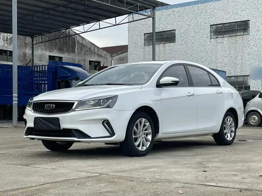Geely Auto Emgrand 2020 1.5L Manual Luxury Model — миниатюра 1