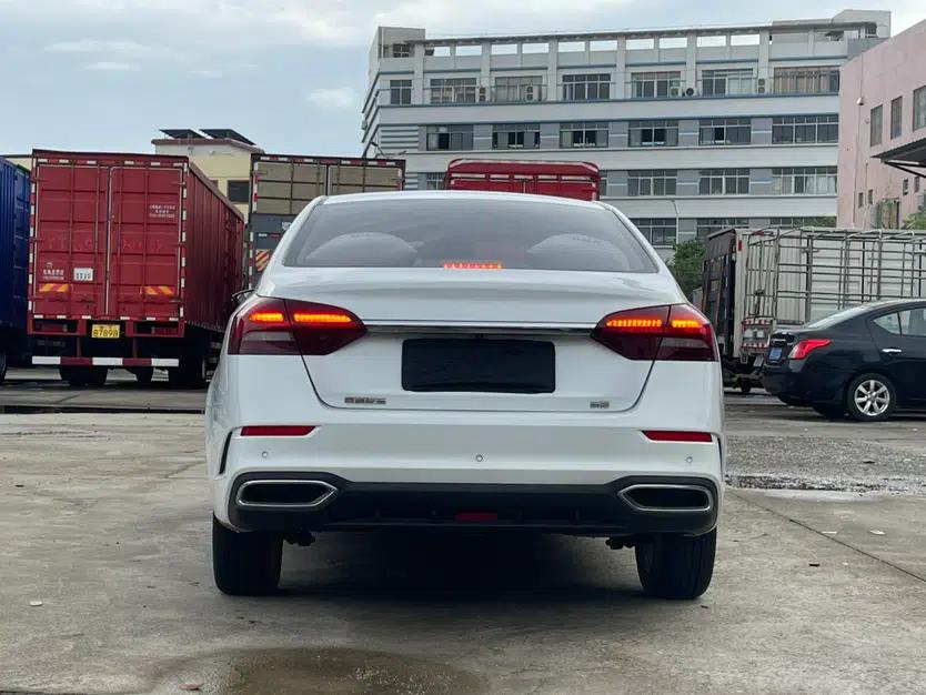 Geely Auto Emgrand 2020 1.5L Manual Luxury Model — миниатюра 20