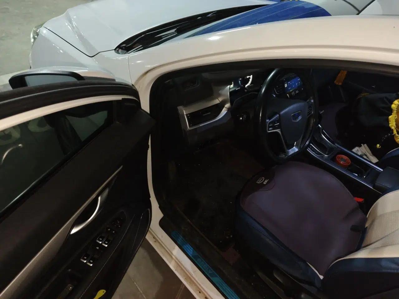 Geely Auto Emgrand 2018 1.5L CVT Upward Connect Edition — миниатюра 16