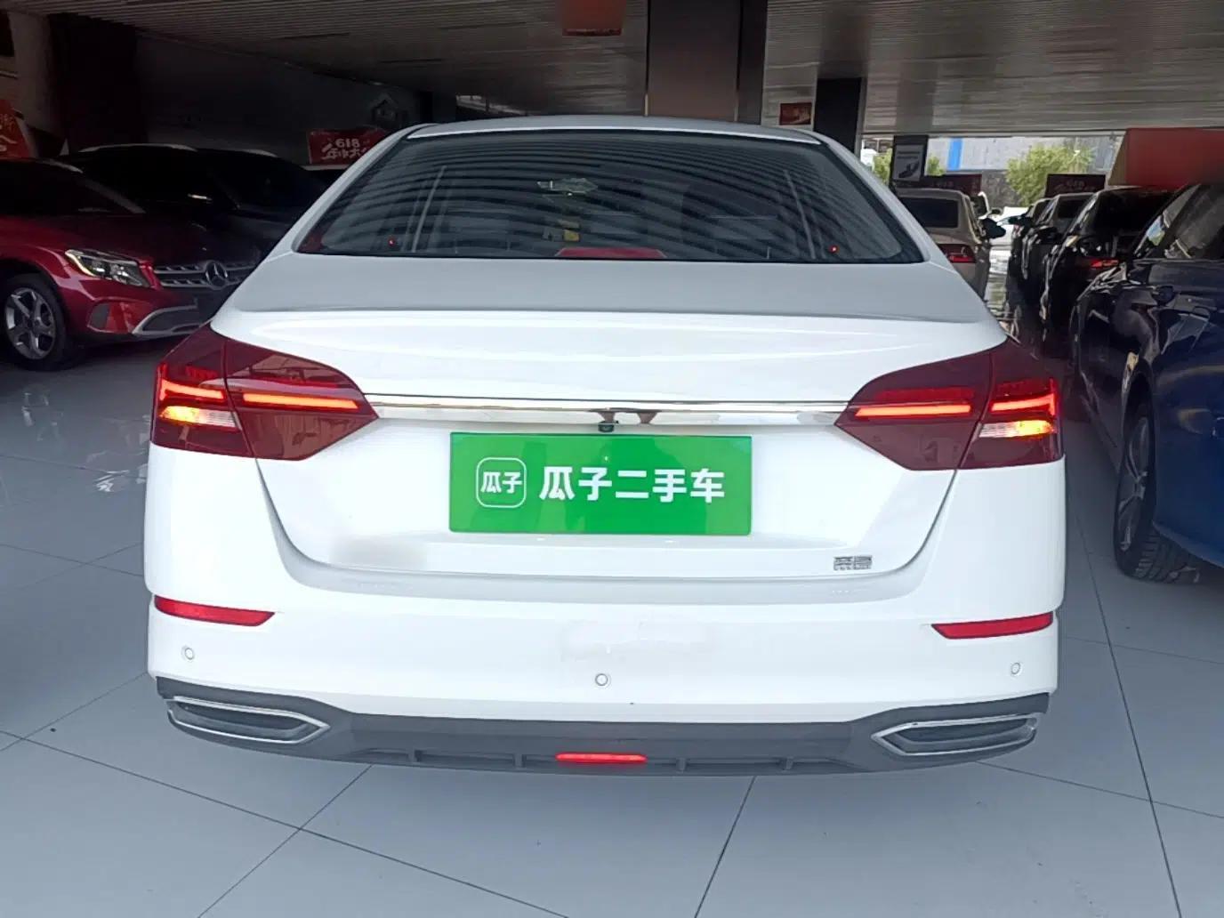 Geely Auto Emgrand 2021 UP 1.5L Manual Luxury Model — миниатюра 5
