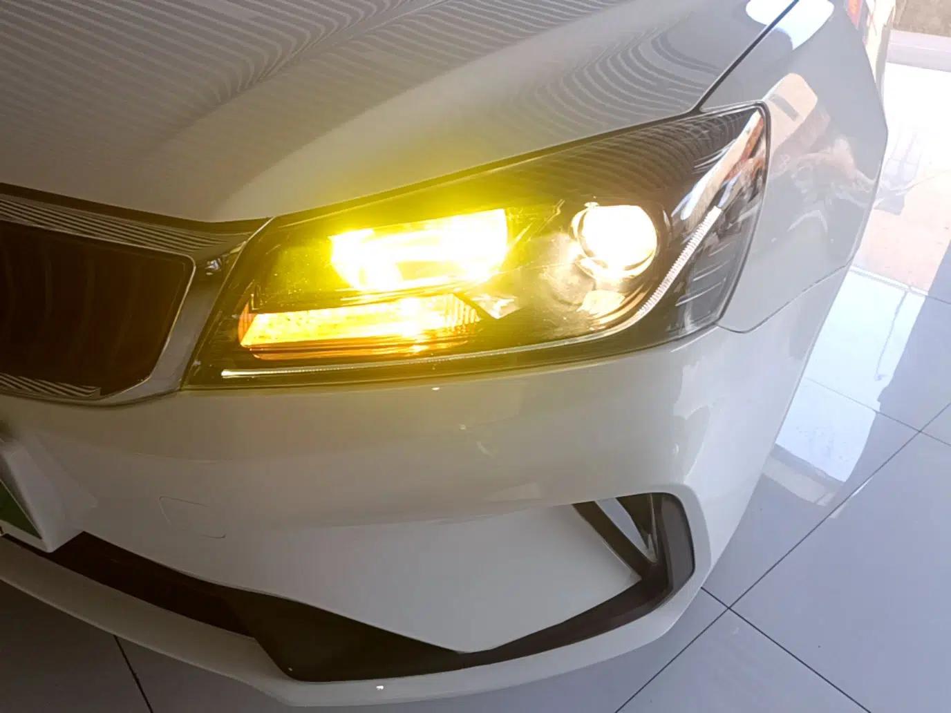 Geely Auto Emgrand 2021 UP 1.5L Manual Luxury Model — миниатюра 8
