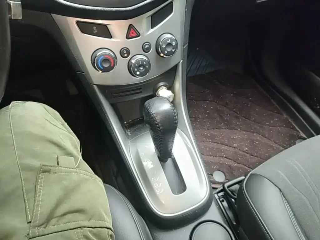 Chevrolet Trax 2014 1.4T Automatic 2WD Luxury — миниатюра 14