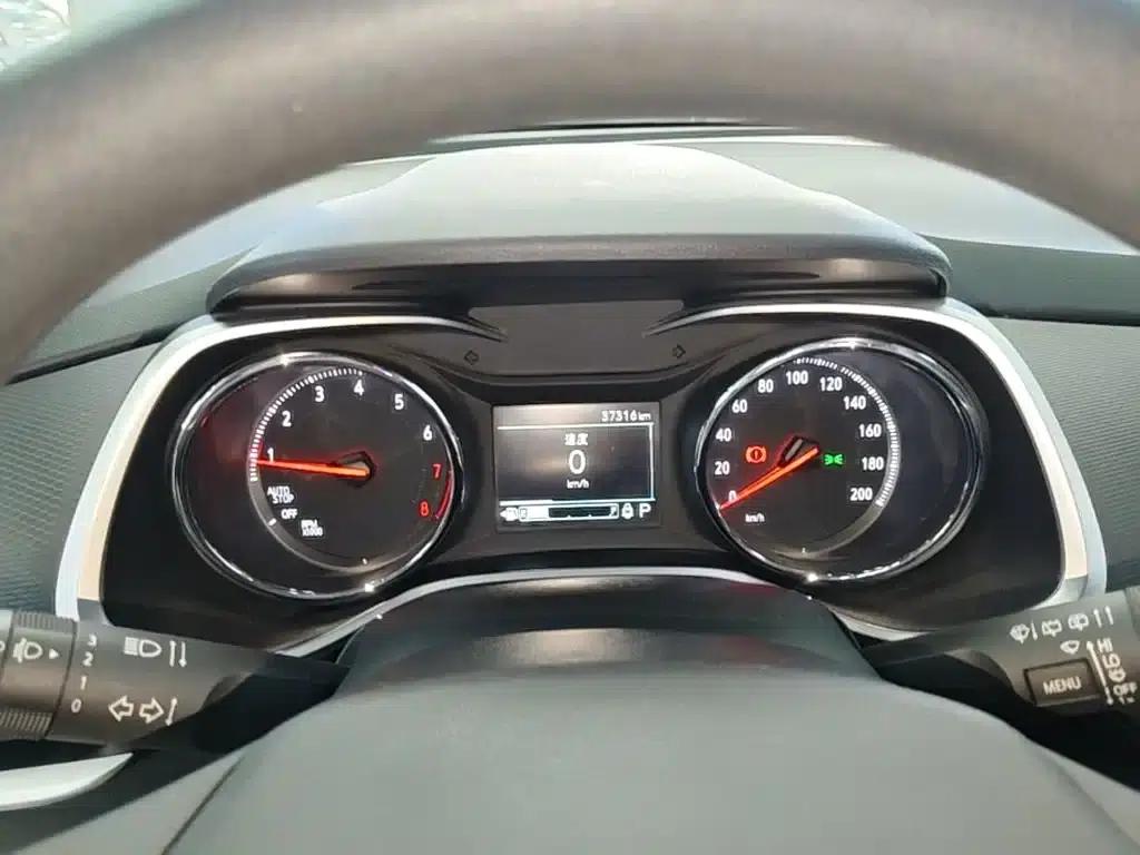 Chevrolet Trax 2019 Redline 335T CVT Trendy Edition (National VI Emission Standard) — миниатюра 12