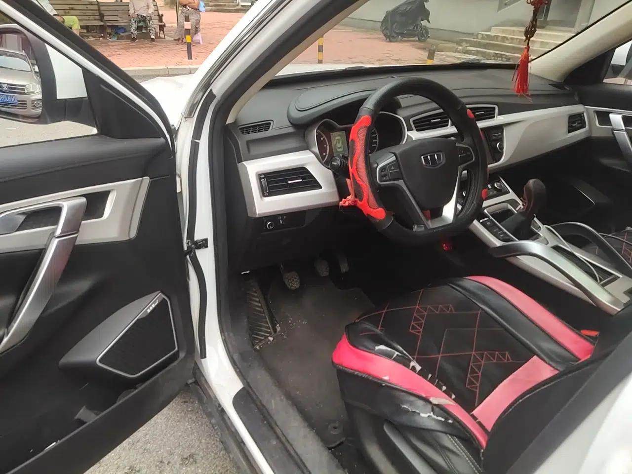 Geely Auto Emgrand X7 Sport 2018 2.0L Manual Two-Wheel Drive Zhiya Version — миниатюра 16
