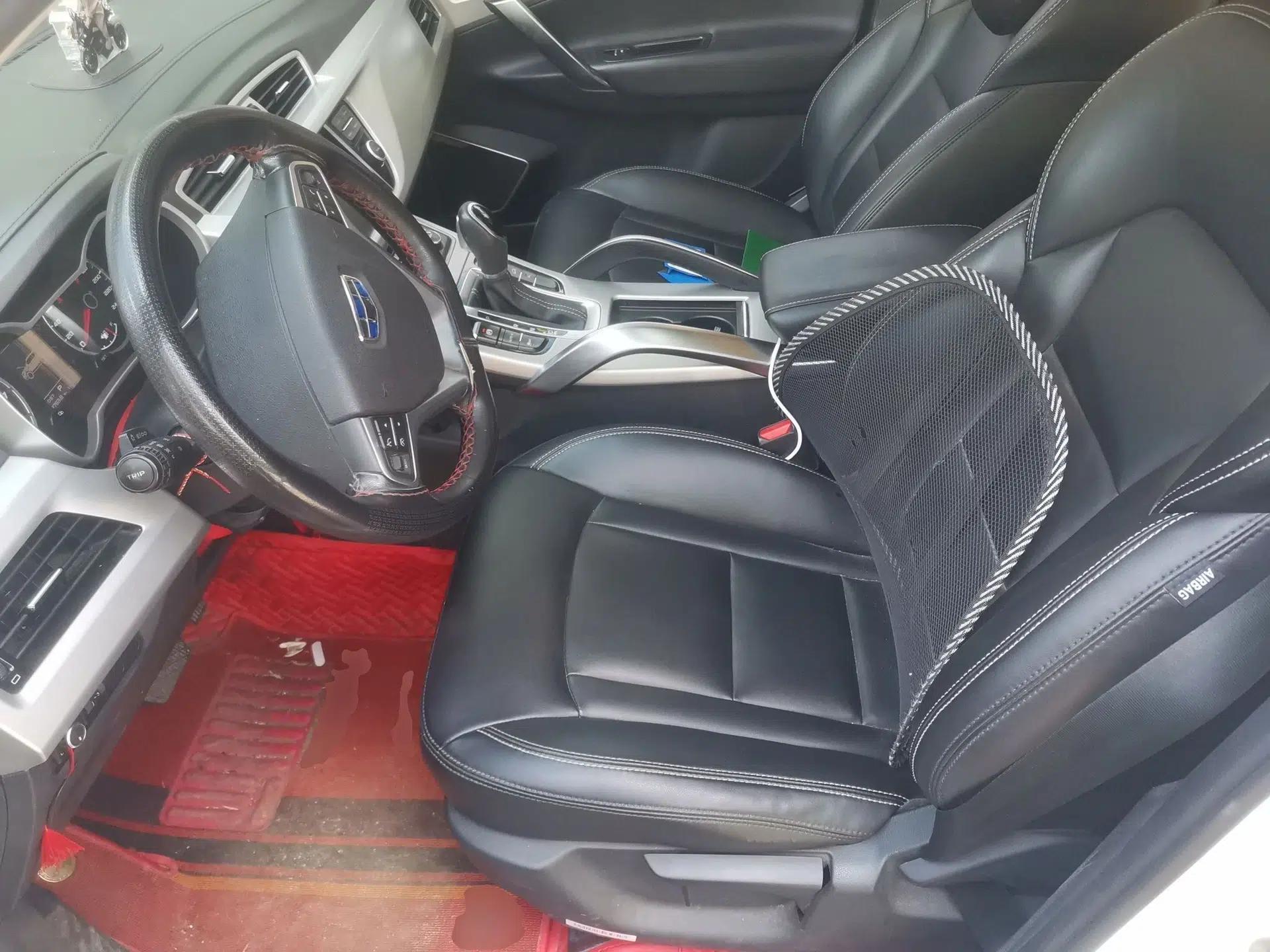 Geely Auto Emgrand X7 Sport 2016 1.8TD Automatic ZhiShang Model — миниатюра 16