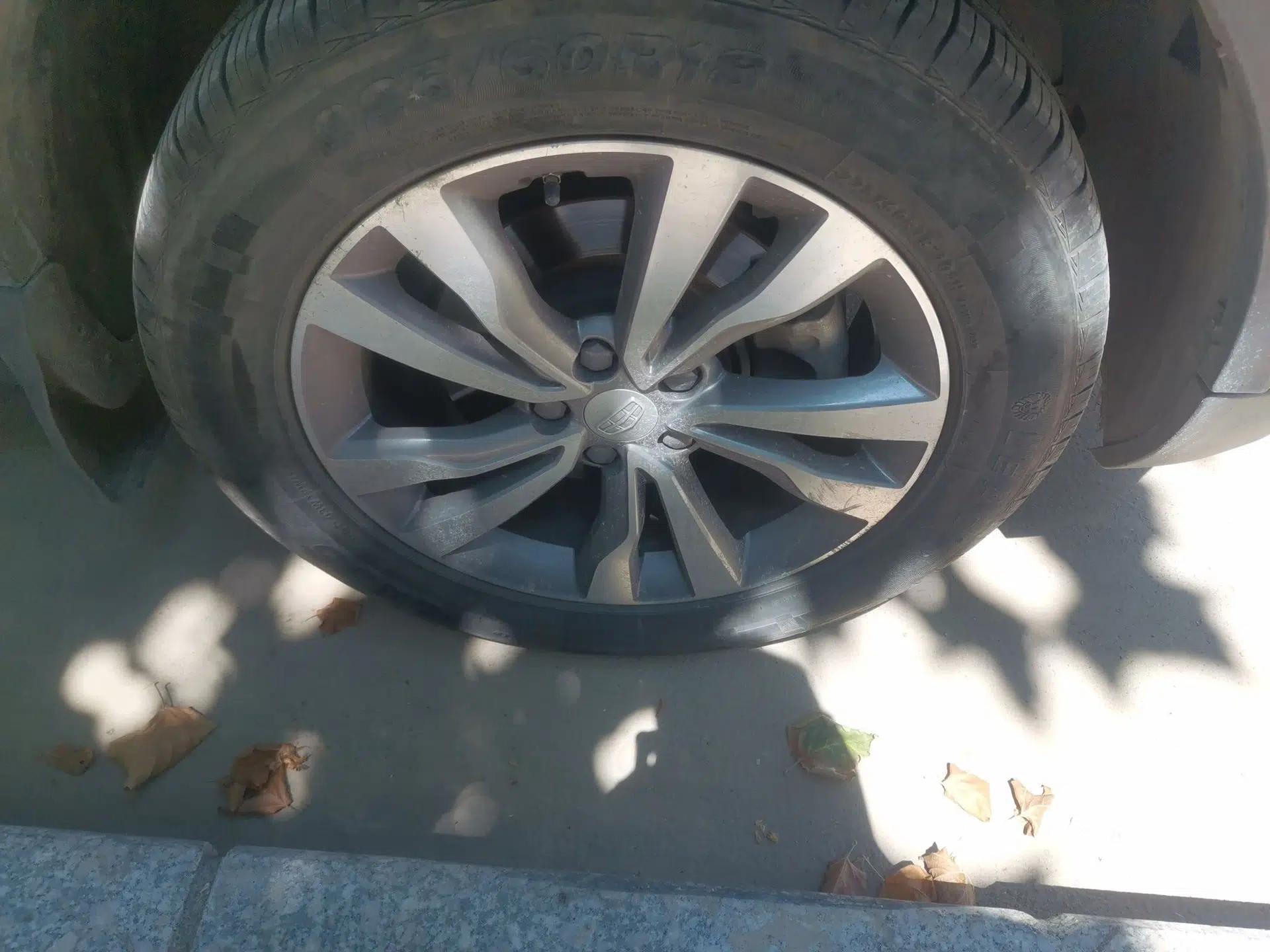 Geely Auto Emgrand X7 Sport 2016 1.8TD Automatic ZhiShang Model — миниатюра 8