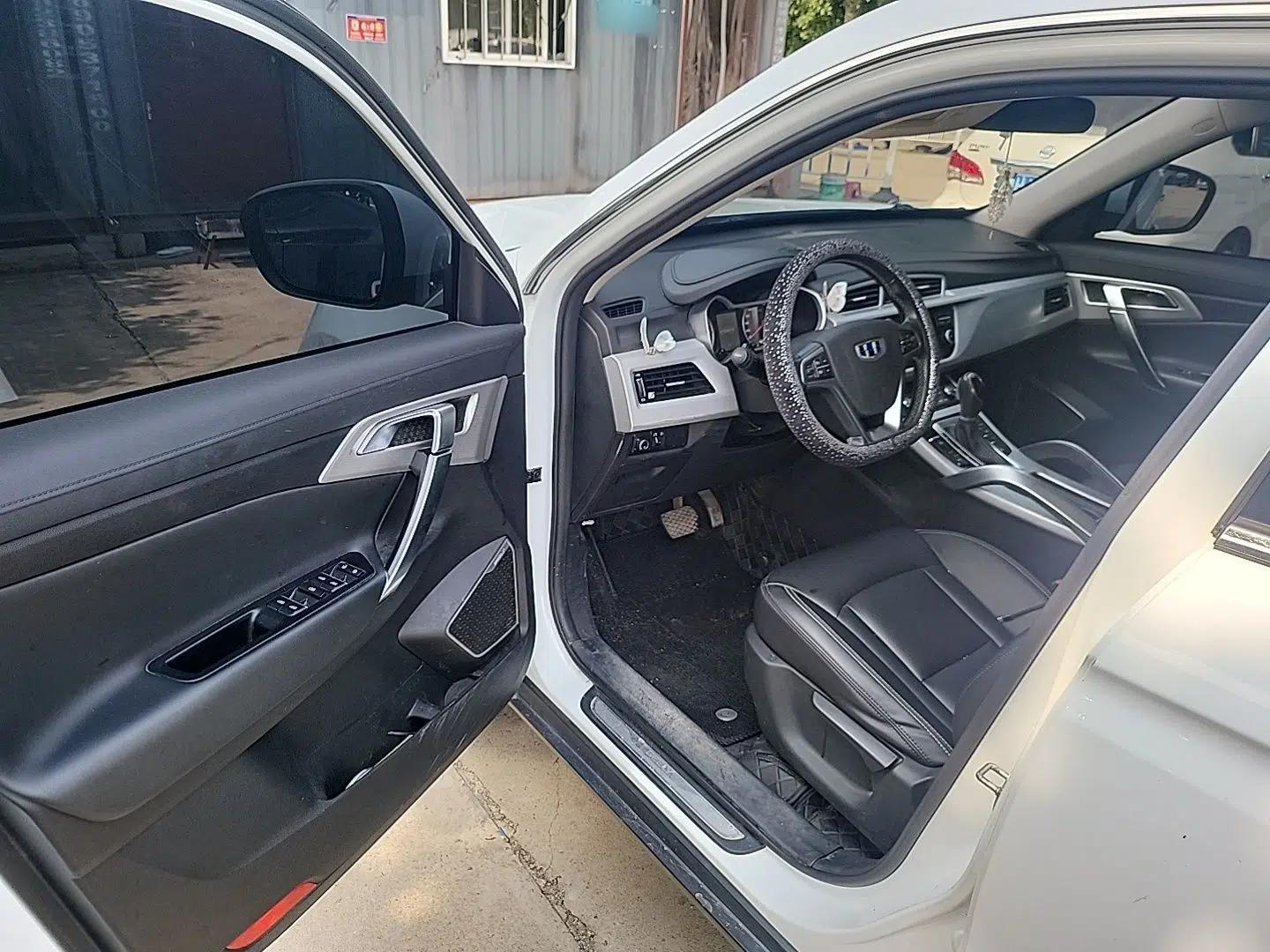 Geely Auto Emgrand X7 Sport 2016 1.8TD Automatic ZhiShang Model — миниатюра 16