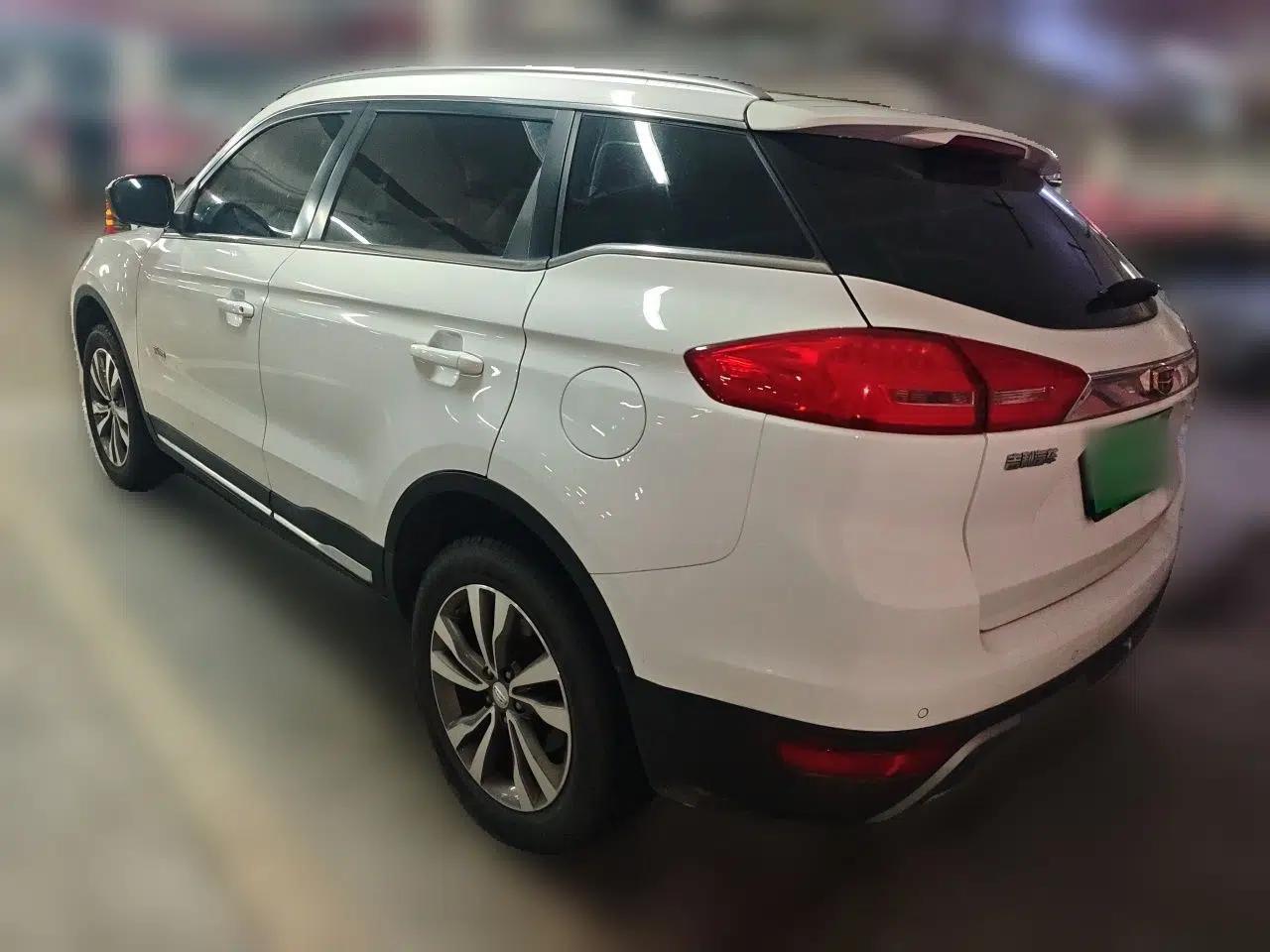 Geely Auto Emgrand X7 Sport 2016 1.8TD Automatic ZhiZun Version — миниатюра 4