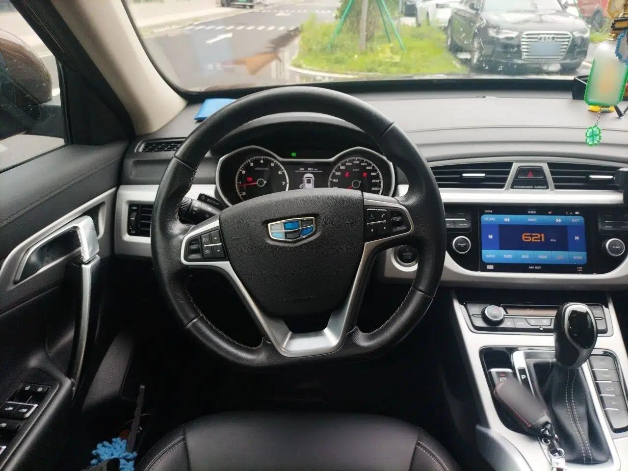 Geely Auto Emgrand X7 Sport 2016 1.8TD Automatic ZhiShang Model — миниатюра 10