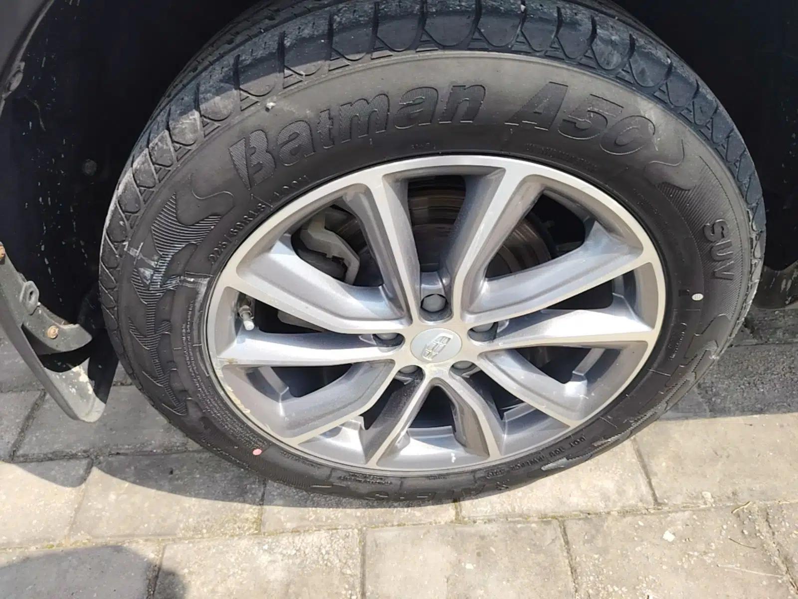 Geely Auto Emgrand X7 Sport 2020 1.8TD DCT Two-Wheel Drive Zhiya Model — миниатюра 11