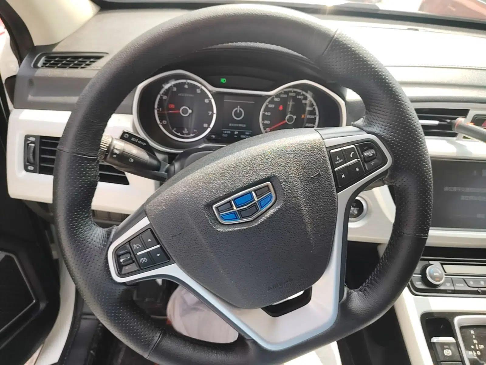 Geely Auto Emgrand X7 Sport 2020 1.8TD DCT Two-Wheel Drive Zhiya Model — миниатюра 13