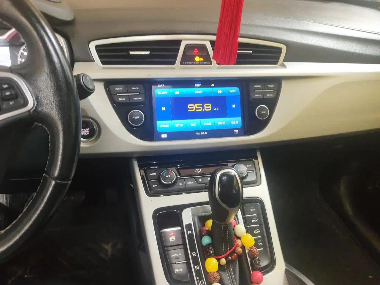Geely Auto Emgrand X7 Sport 2016 1.8TD Automatic ZhiShang Model — миниатюра 13