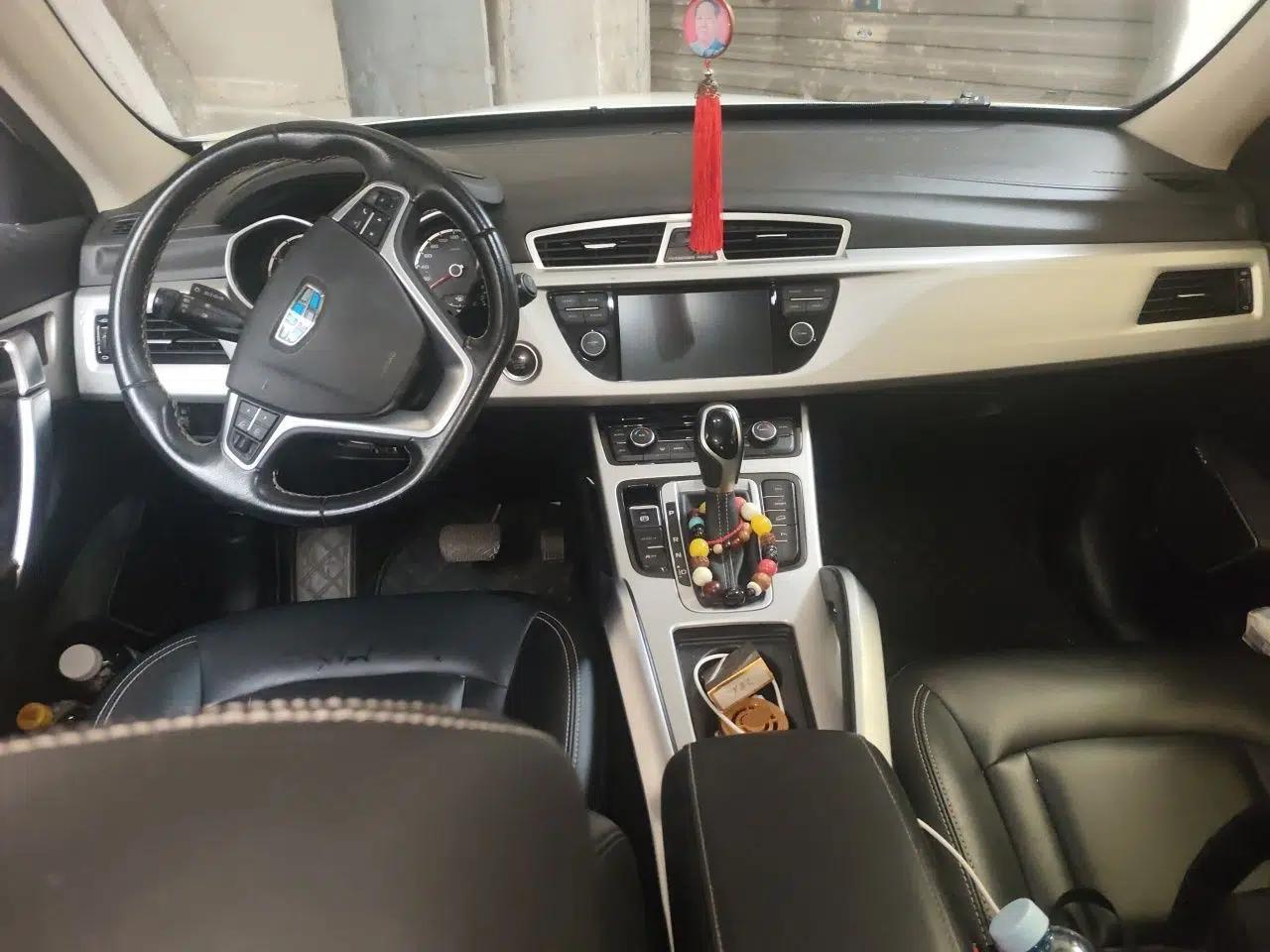 Geely Auto Emgrand X7 Sport 2016 1.8TD Automatic ZhiShang Model — миниатюра 9