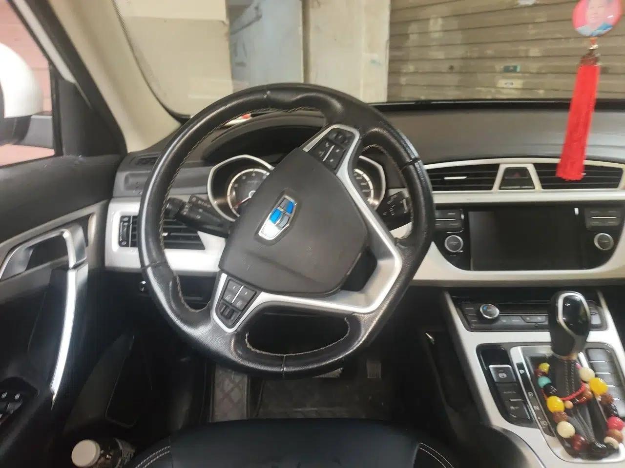 Geely Auto Emgrand X7 Sport 2016 1.8TD Automatic ZhiShang Model — миниатюра 10