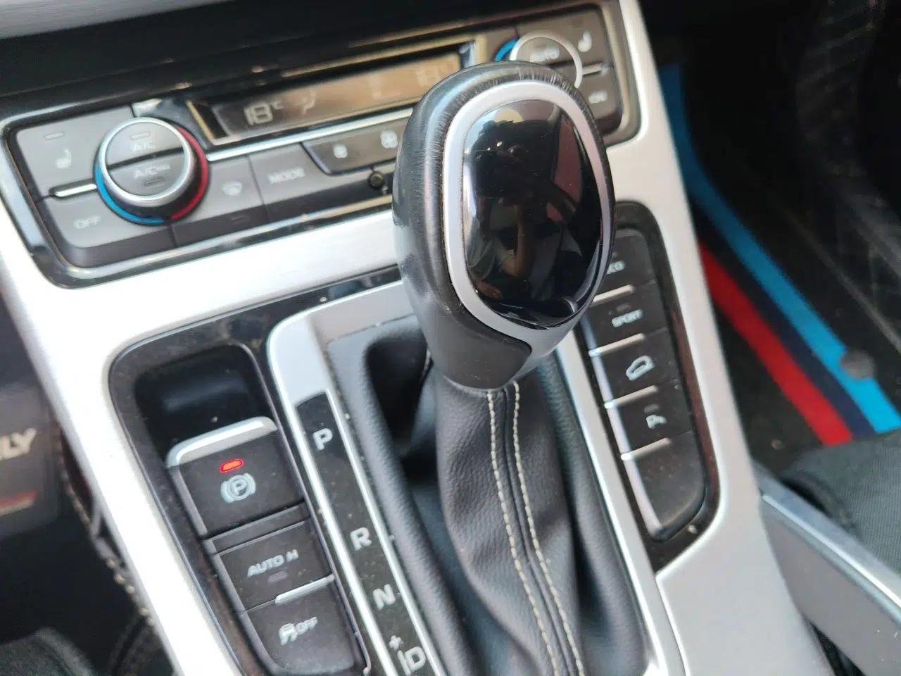 Geely Auto Emgrand X7 Sport 2016 1.8TD Automatic Smart Model — миниатюра 14
