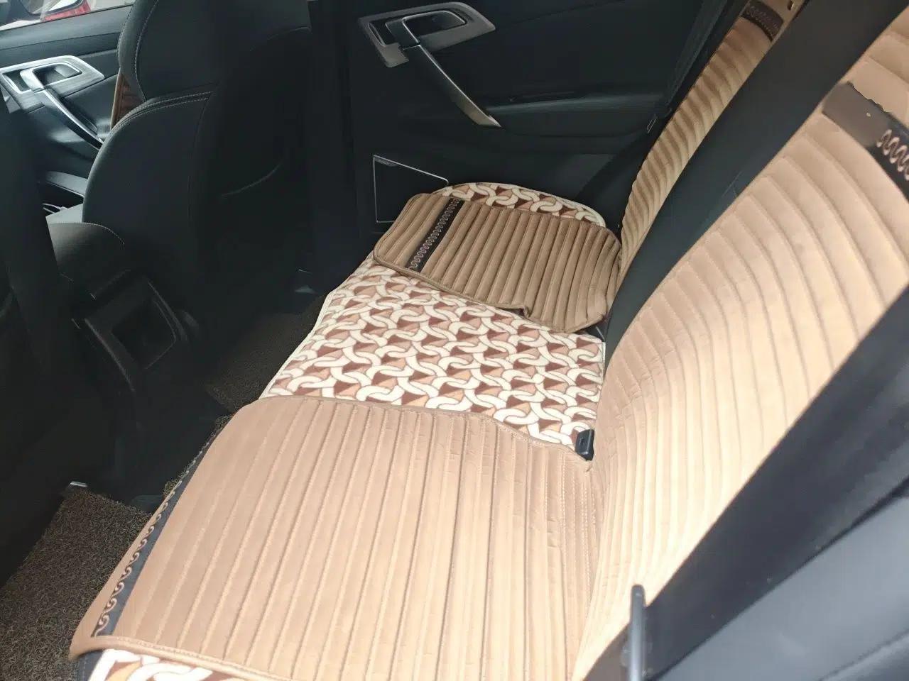 Geely Auto Emgrand X7 Sport 2021 Million Edition 1.8TD DCT Two-Wheel Drive Comfort Model — миниатюра 17