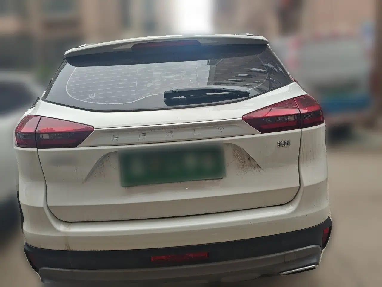 Geely Auto Emgrand X7 Sport 2021 Million Edition 1.8TD DCT Two-Wheel Drive Comfort Model — миниатюра 5