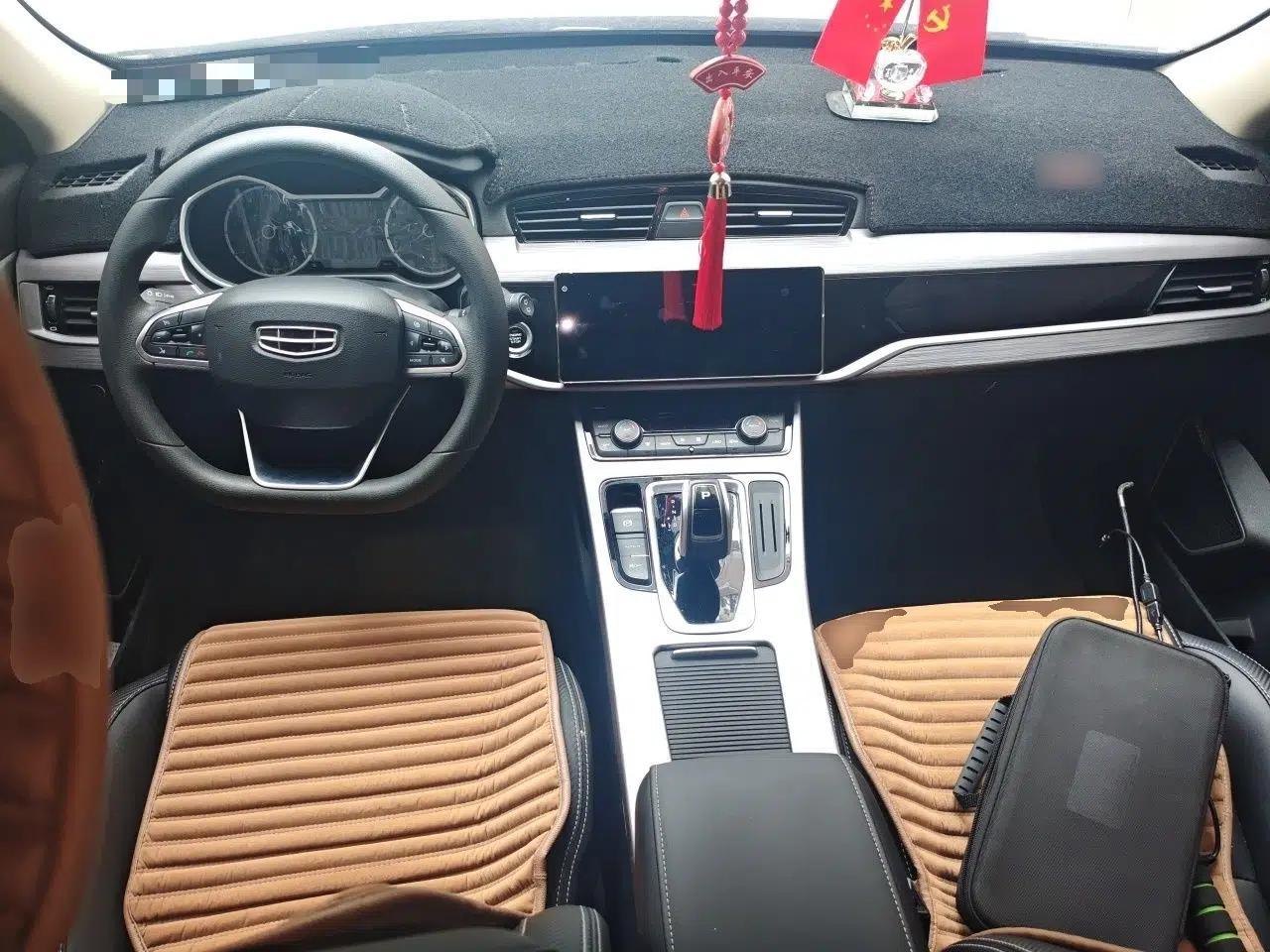 Geely Auto Emgrand X7 Sport 2021 Million Edition 1.8TD DCT Two-Wheel Drive Comfort Model — миниатюра 9