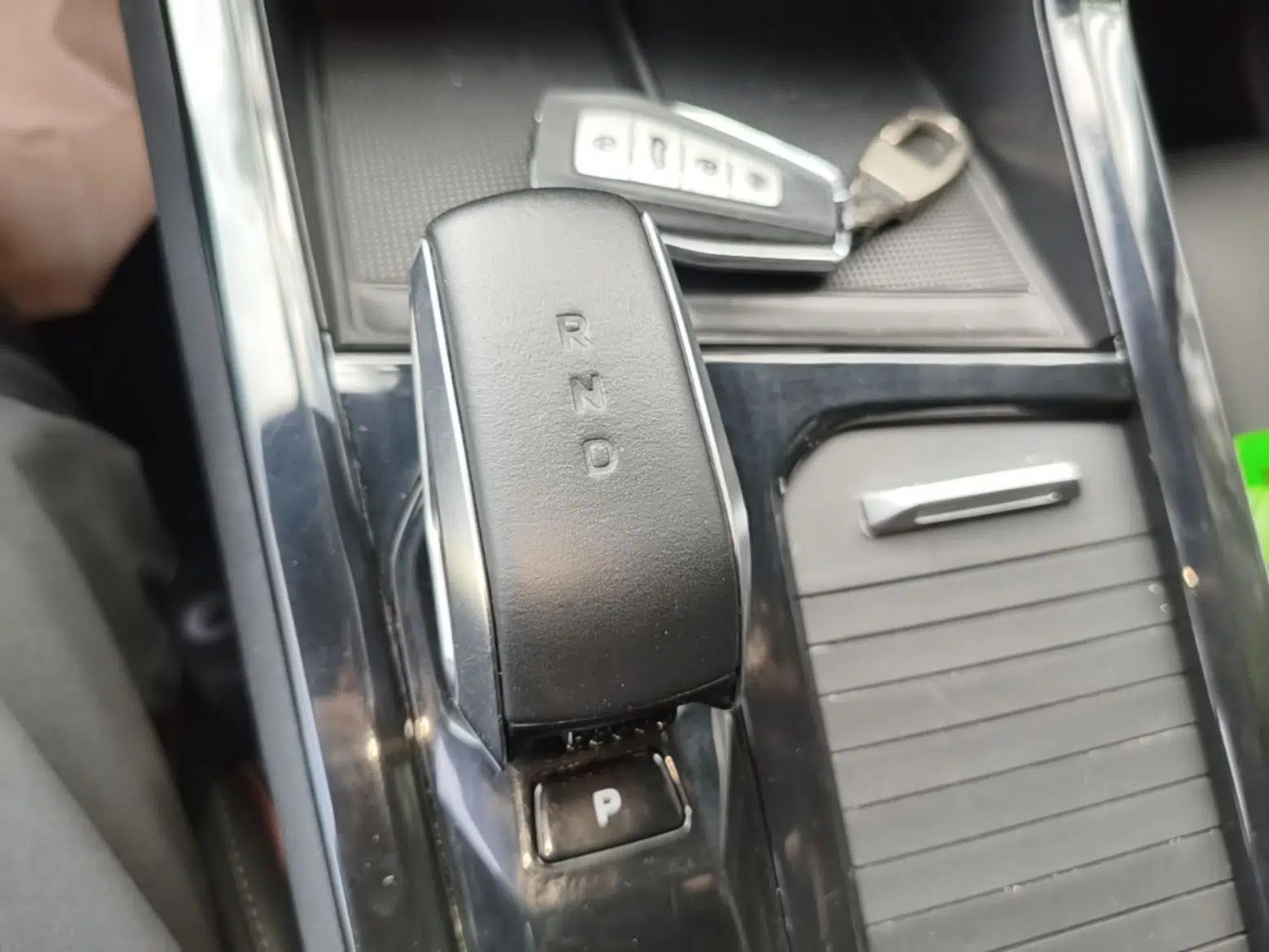 Geely Auto Emgrand X7 Sport 2023 Boyue COOL 1.5TD Smart Connect+ — миниатюра 21