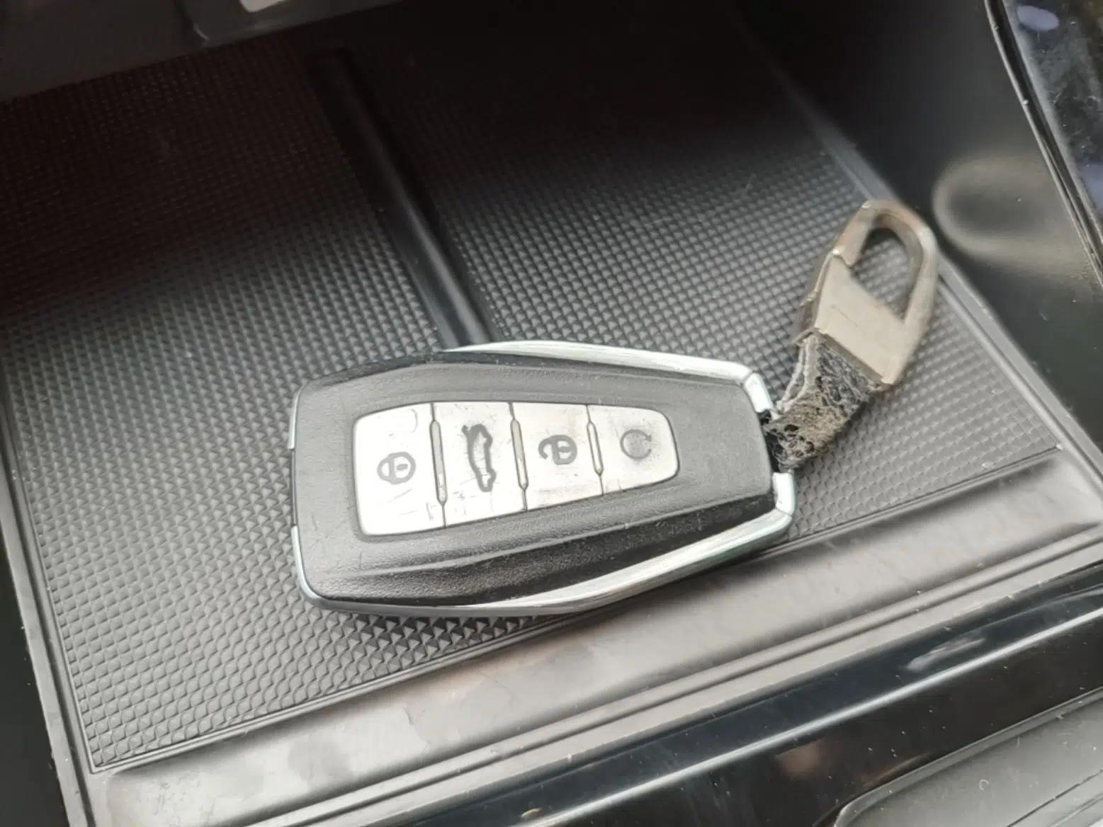 Geely Auto Emgrand X7 Sport 2023 Boyue COOL 1.5TD Smart Connect+ — миниатюра 28