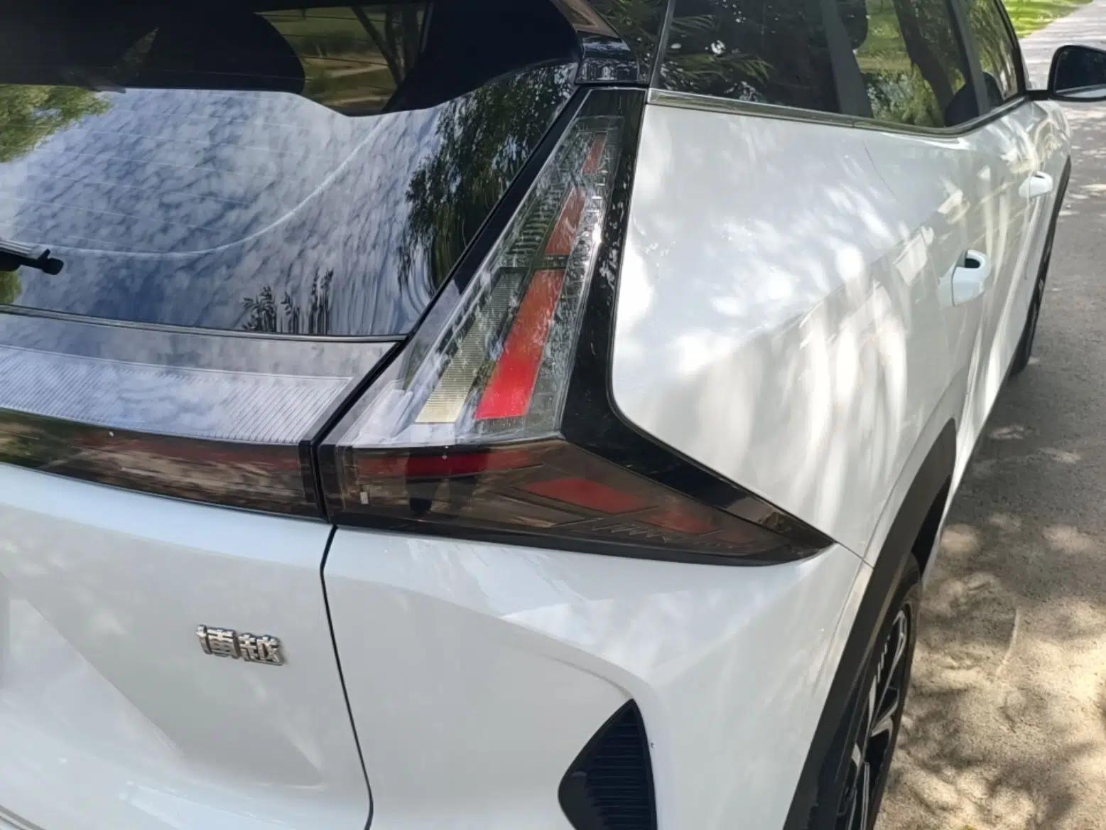Geely Auto Emgrand X7 Sport 2023 Boyue COOL 1.5TD Smart Connect+ — миниатюра 9