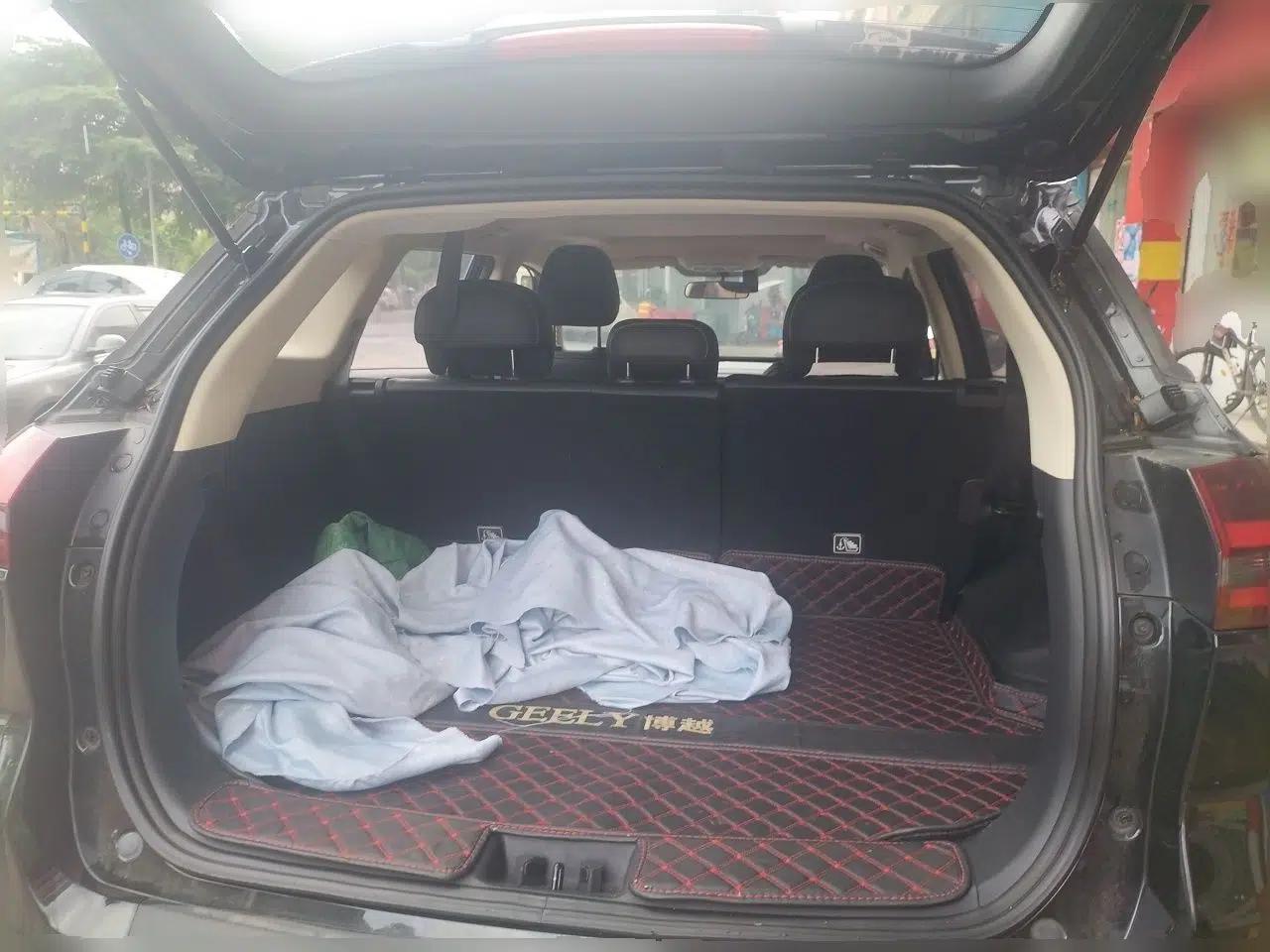 Geely Auto Emgrand X7 Sport 2021 Million Edition 1.8TD DCT Two-Wheel Drive Comfort Model — миниатюра 19