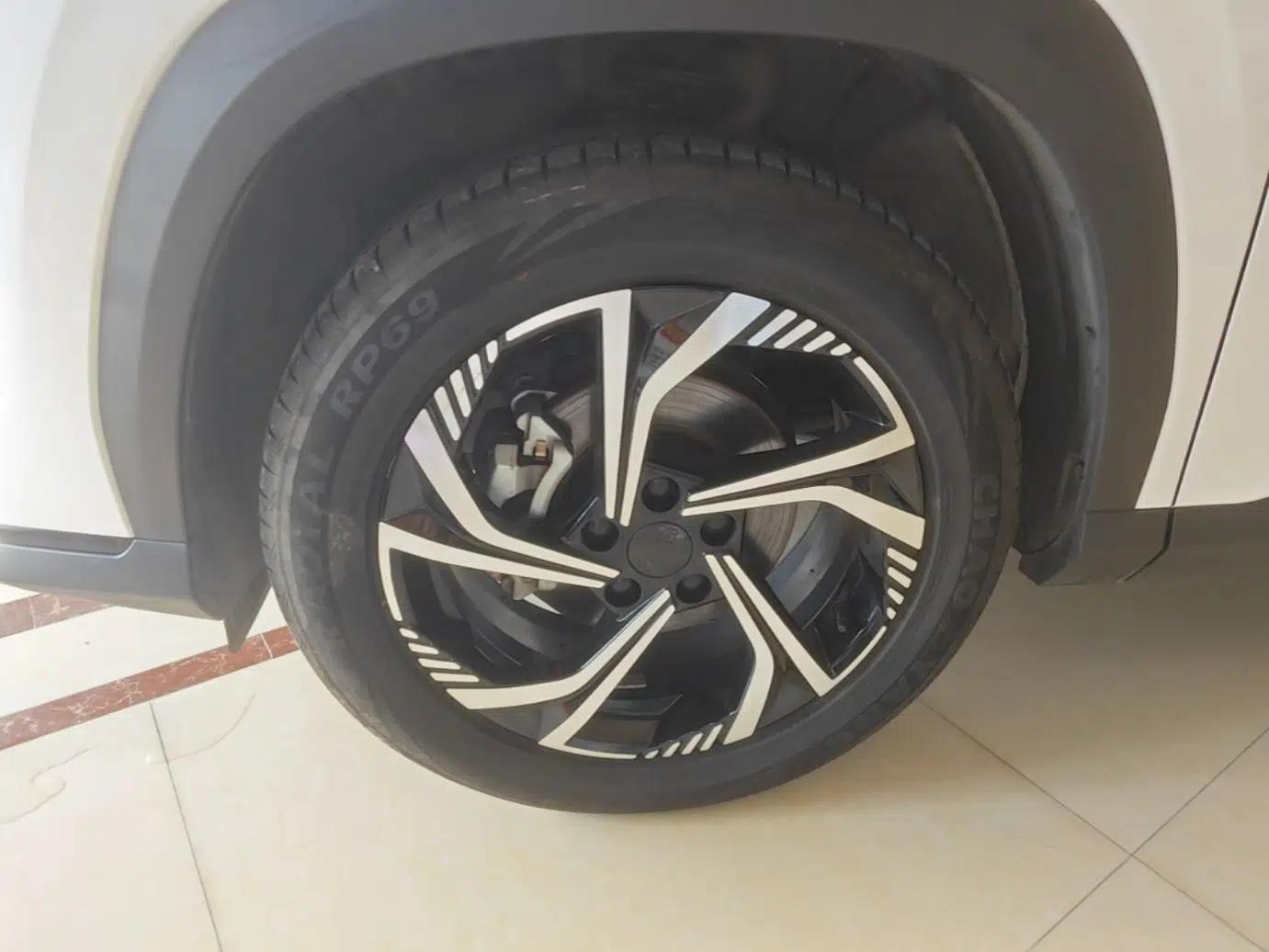 Geely Auto Emgrand X7 Sport 2023 Boyue COOL 1.5TD Smart Connectivity Model — миниатюра 10