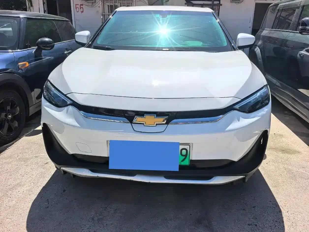 Chevrolet Menlo 2022 Galaxy Edition — миниатюра 2