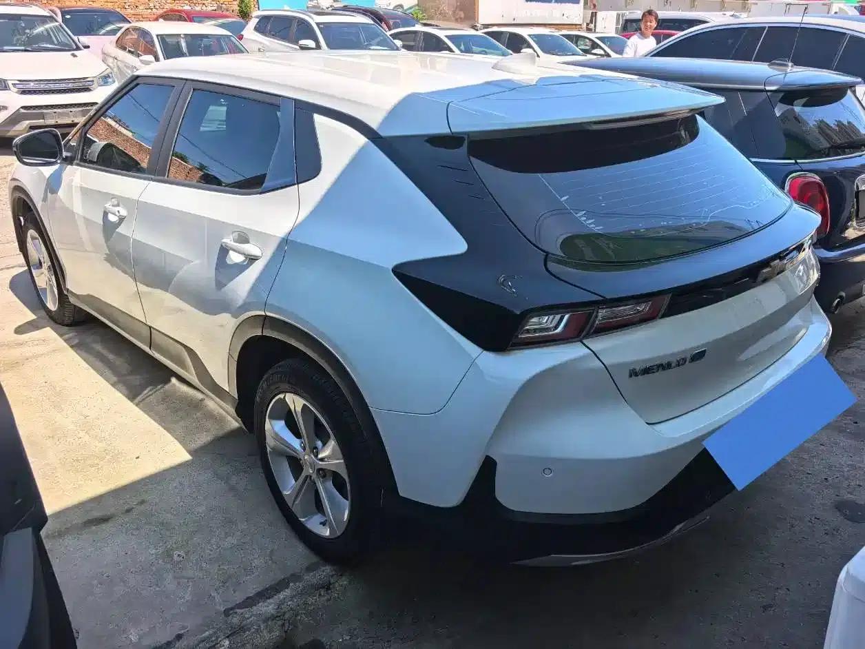 Chevrolet Menlo 2022 Galaxy Edition — миниатюра 6