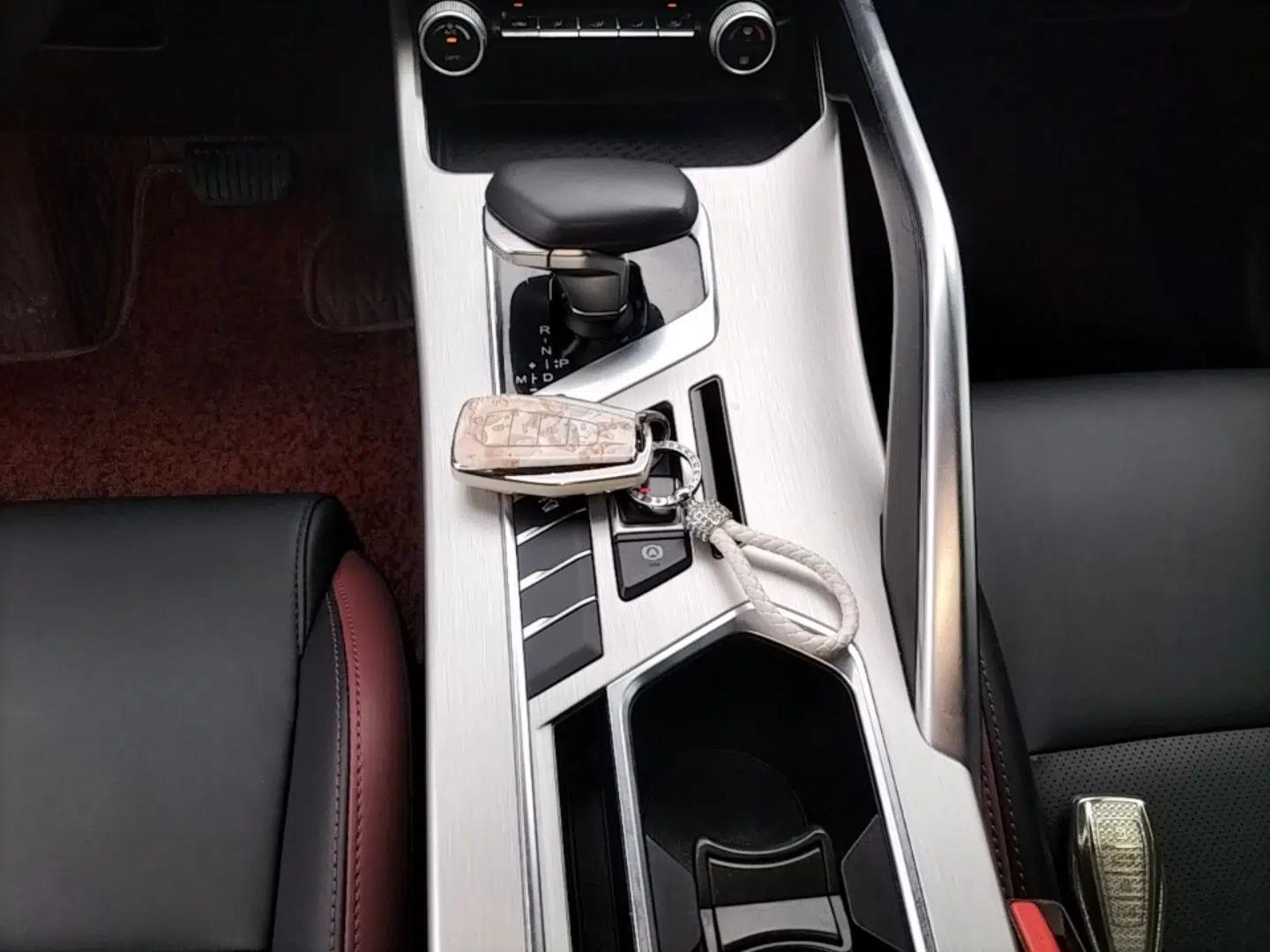Geely Auto Coolray 2021 1.4T DCT Diamond Edition — миниатюра 16