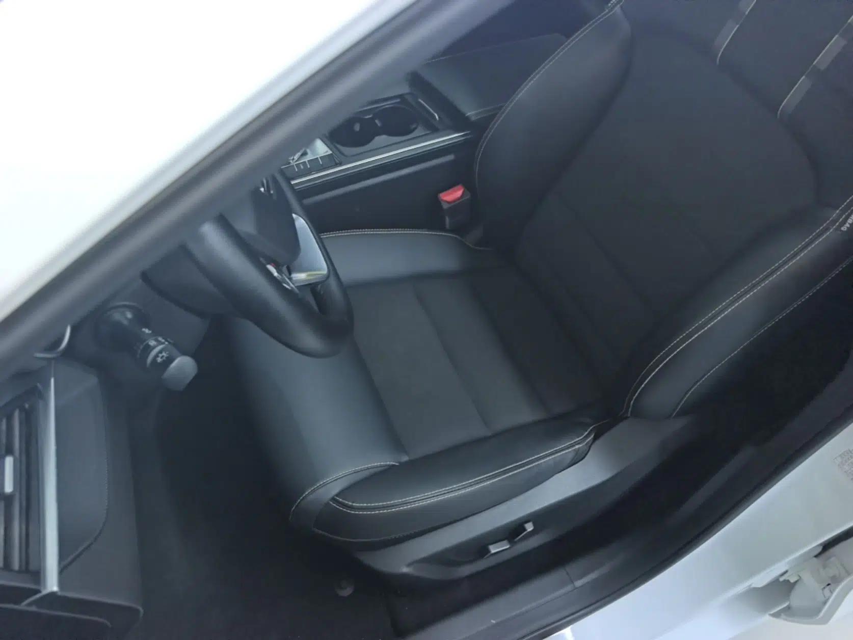 Geely Auto Binray 2021 1.4T CVT Asian Games Edition — миниатюра 22