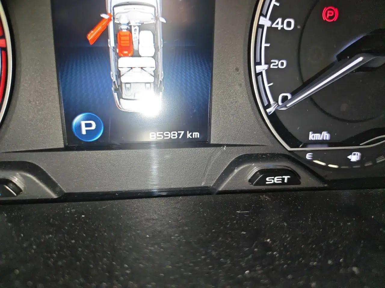 Geely Auto Binray 2019 200T DCT Asian Games Edition — миниатюра 12