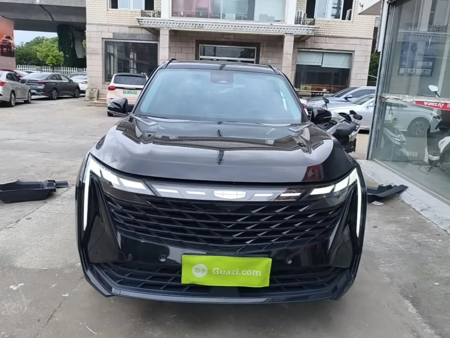 Geely Auto FX11 2023 1.5TD DCT Glory Edition — миниатюра 2