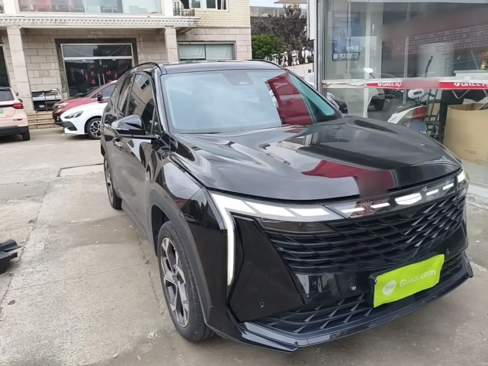 Geely Auto FX11 2023 1.5TD DCT Glory Edition — миниатюра 3