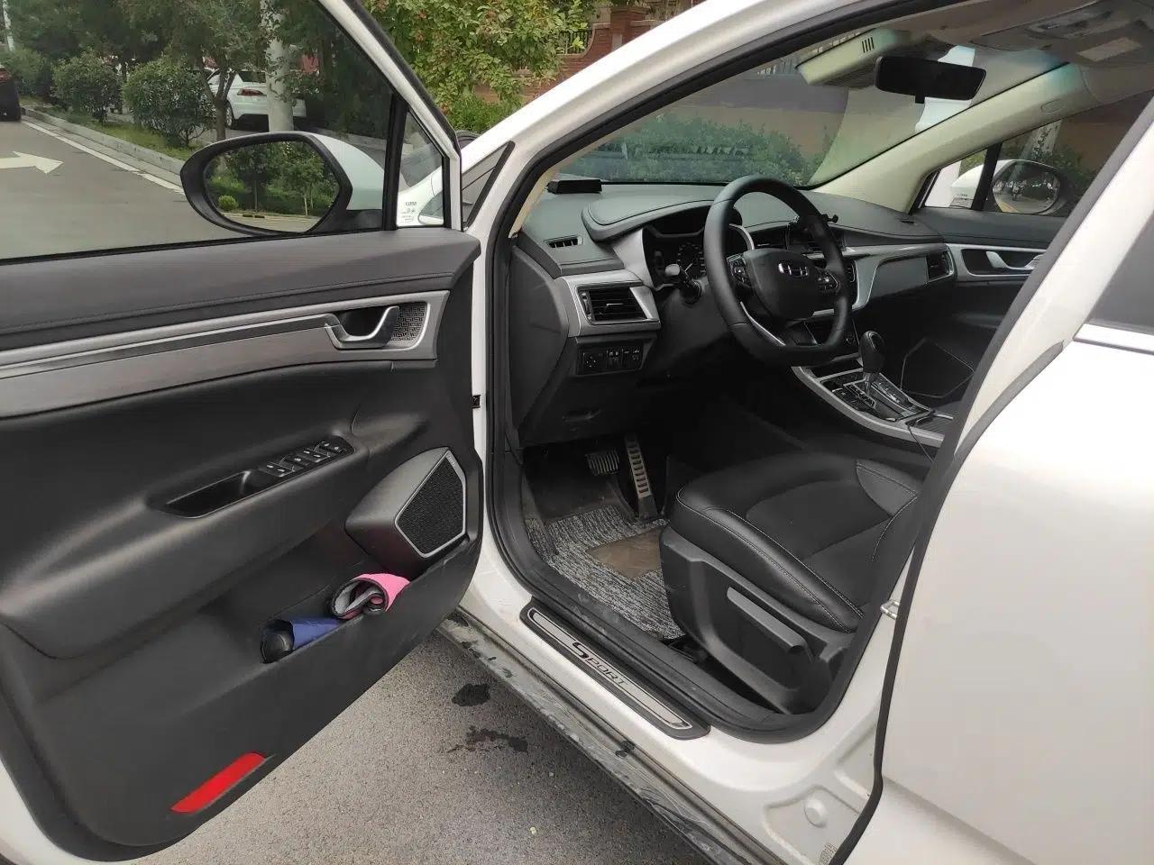 Geely Auto Emgrand GS 2019 1.4T CVT Active — миниатюра 16