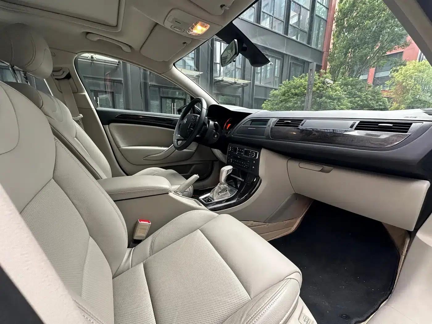 Citroën C5 2013 2.3L Automatic Premium Edition — миниатюра 13