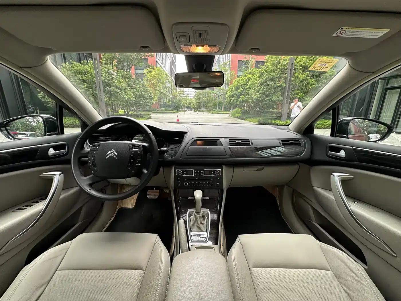 Citroën C5 2013 2.3L Automatic Premium Edition — миниатюра 15