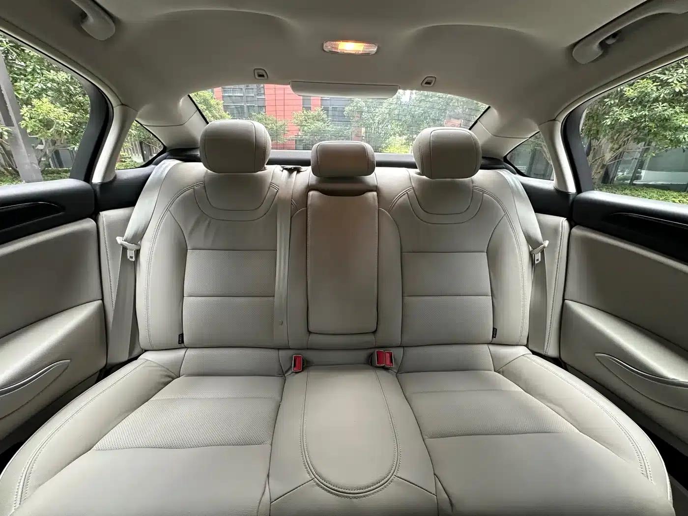 Citroën C5 2013 2.3L Automatic Premium Edition — миниатюра 18