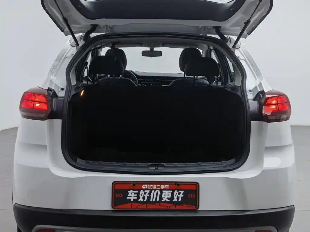 Citroën C3-XR 2021 190THP DCT Premium Edition — миниатюра 16