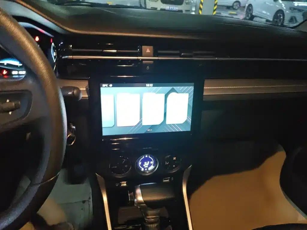 Citroën C3-XR 2021 190THP DCT Premium Edition — миниатюра 6