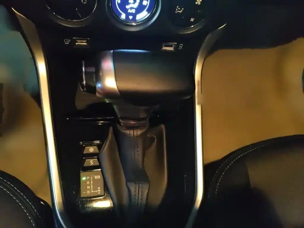 Citroën C3-XR 2021 190THP DCT Premium Edition — миниатюра 7