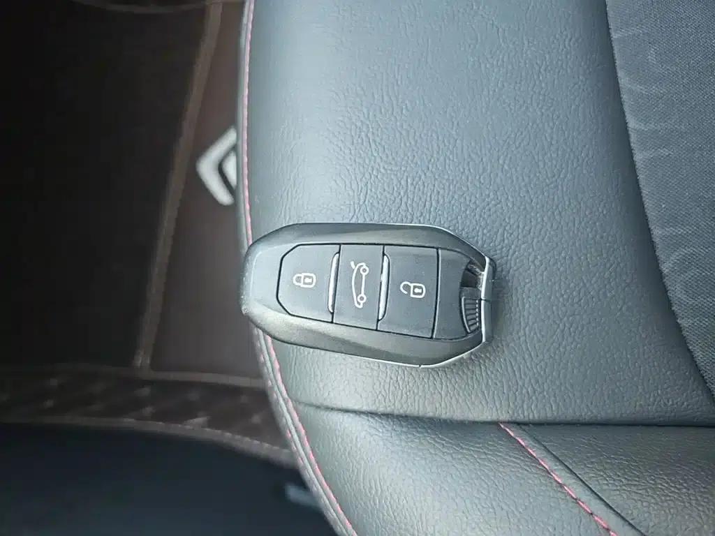 Citroën C3-XR 2015 1.6L Automatic Intelligent — миниатюра 9