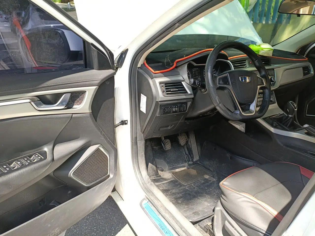Geely Auto Emgrand GL 2017 1.8L Manual Elite Model — миниатюра 13