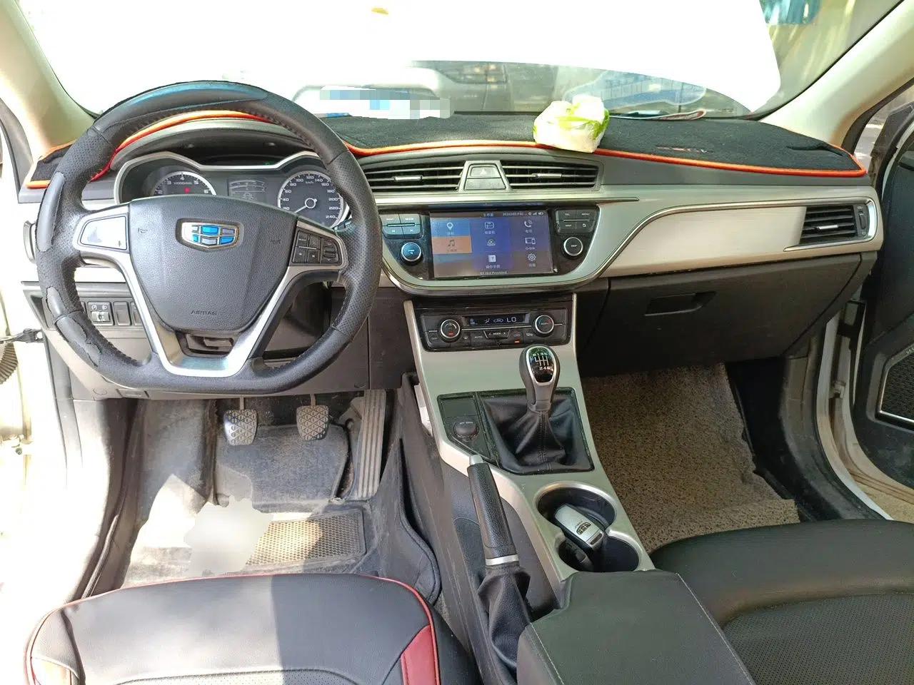 Geely Auto Emgrand GL 2017 1.8L Manual Elite Model — миниатюра 6