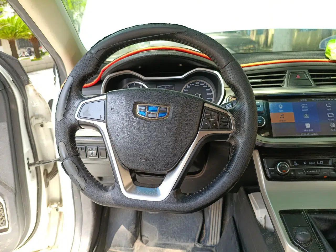 Geely Auto Emgrand GL 2017 1.8L Manual Elite Model — миниатюра 7